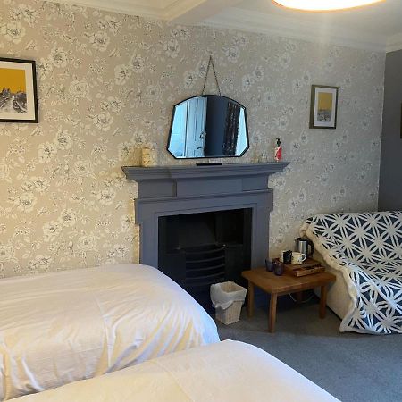 Talbot House Bed & Breakfast And Tearoom เพทลีย์บริดจ์ ภายนอก รูปภาพ