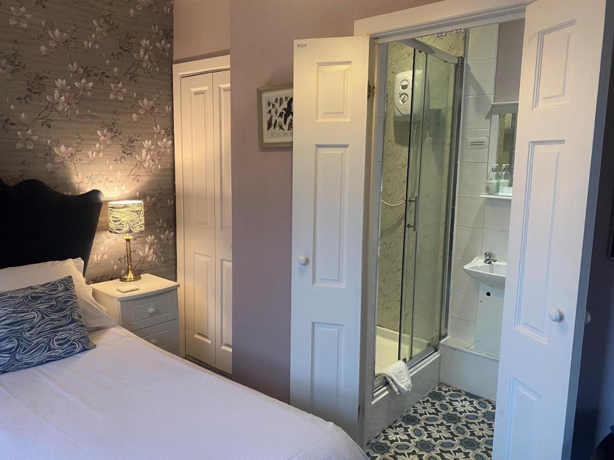 Talbot House Bed & Breakfast And Tearoom เพทลีย์บริดจ์ ภายนอก รูปภาพ