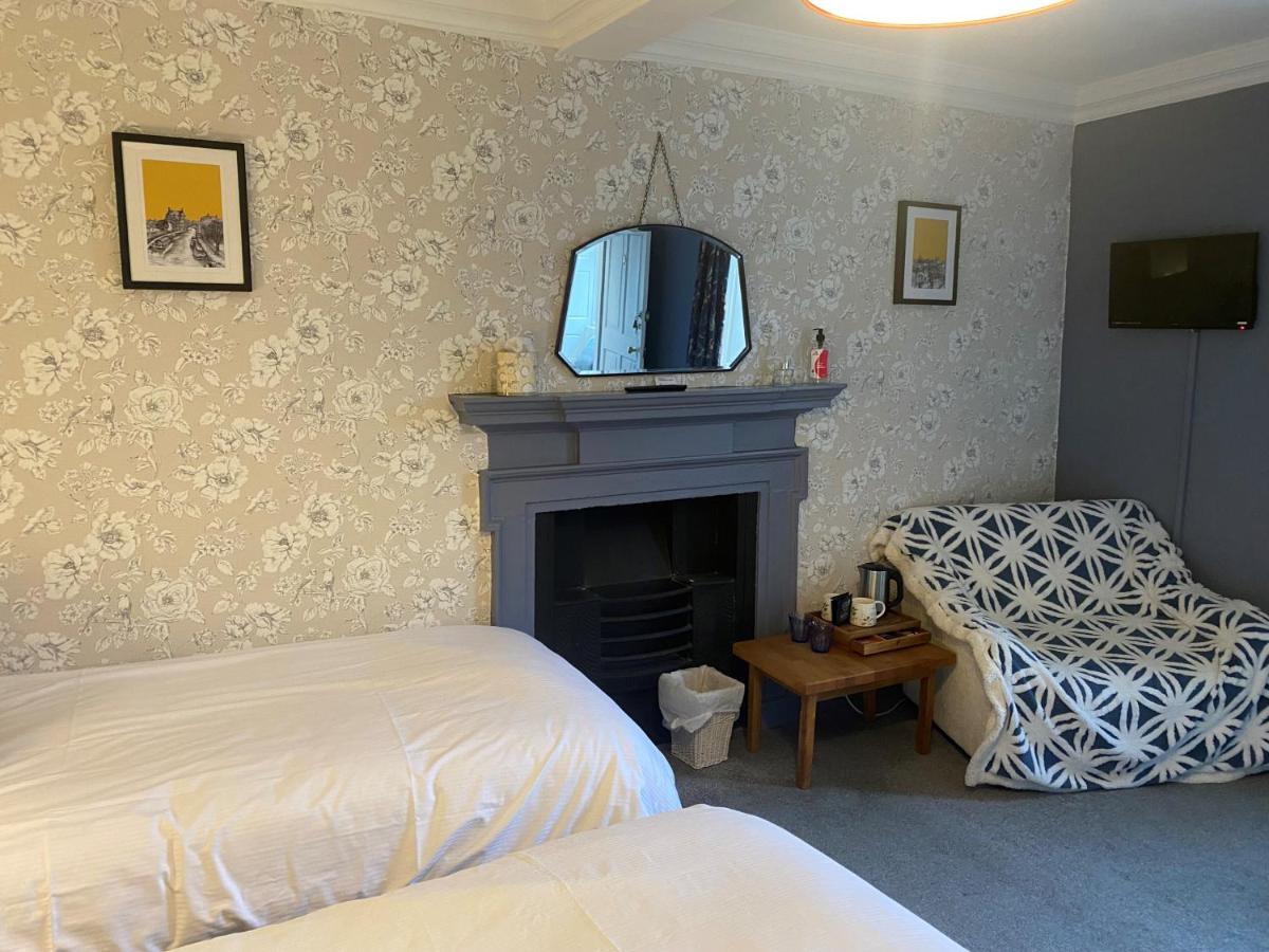Talbot House Bed & Breakfast And Tearoom เพทลีย์บริดจ์ ภายนอก รูปภาพ