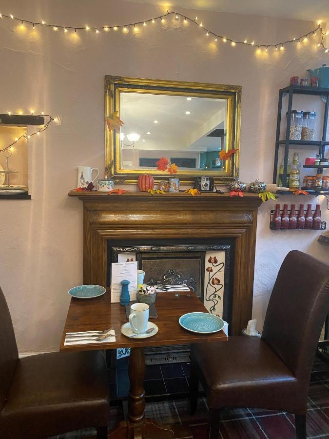 Talbot House Bed & Breakfast And Tearoom เพทลีย์บริดจ์ ภายนอก รูปภาพ